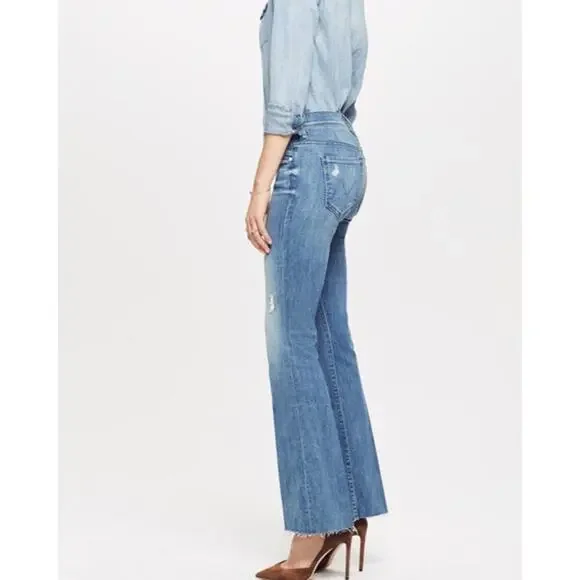 🛑SOLD🛑 Mother The Weekender Fray Jeans Size 25 Graffiti Girl Blue Mid Rise Flare - Picture 2 of 14